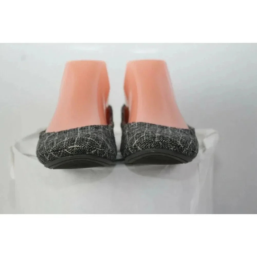 ladies LUCKY BRAND Flats size 5.5